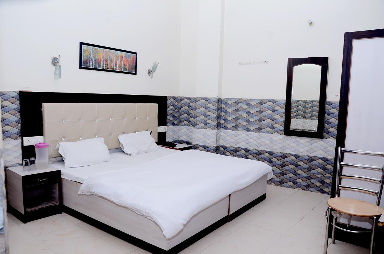 Fabhotel Sarwan Agra  Bagian luar foto