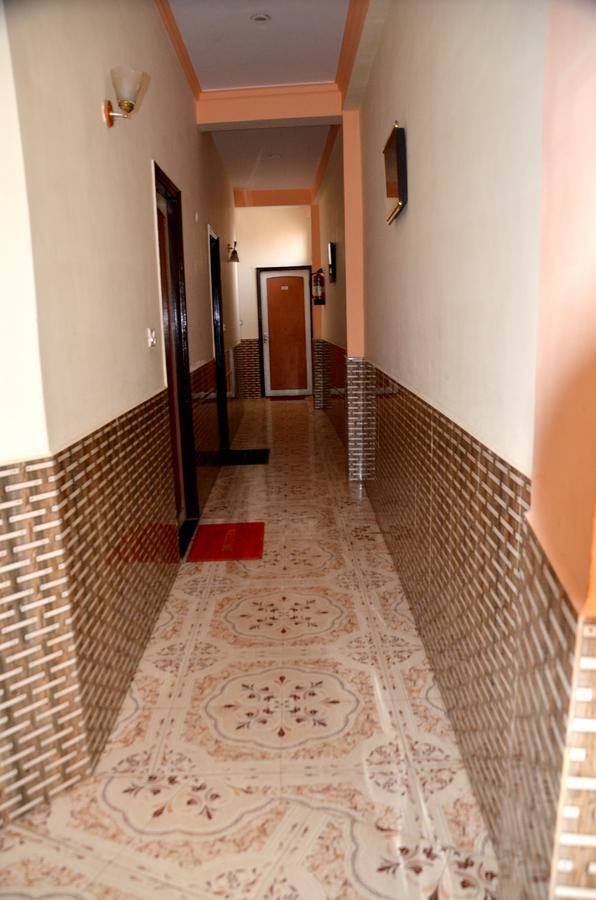 Fabhotel Sarwan Agra  Bagian luar foto